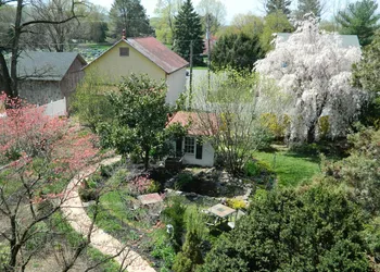 E J Bowman House Bed & Breakfast hotel thumbnail 6