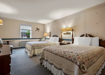 Country Living Inn hotel thumbnail 6