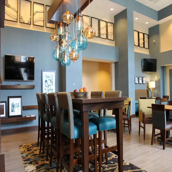 Hampton Inn & Suites Stroudsburg Pocono Mountains hotel detail image 6