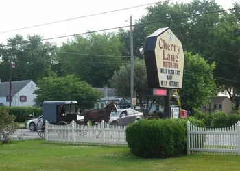 Cherry Lane Motor Inn hotel thumbnail 3