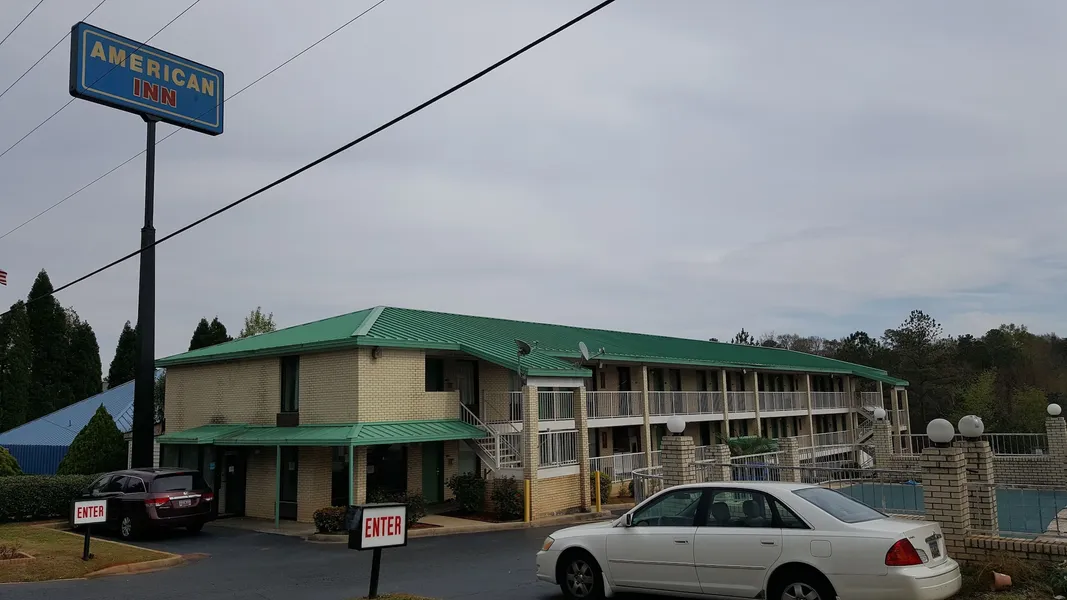 American Inn hotel detail image 2