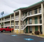 American Inn hotel detail image 4