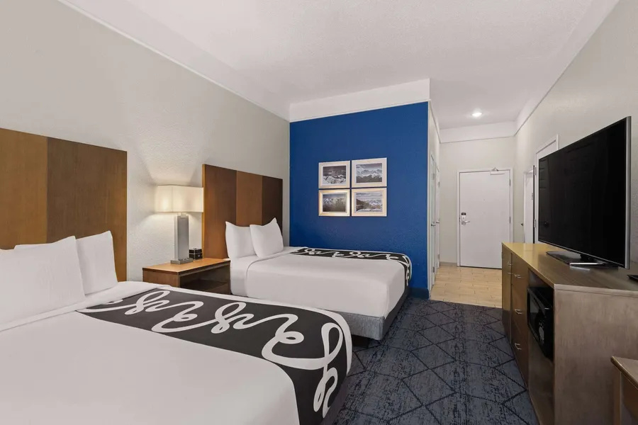 La Quinta Inn and Suites by Wyndham at WaTiki Waterpark hotel detail image 2
