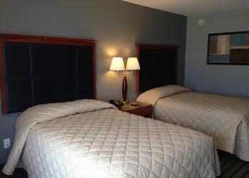 Safari Inn hotel thumbnail 2