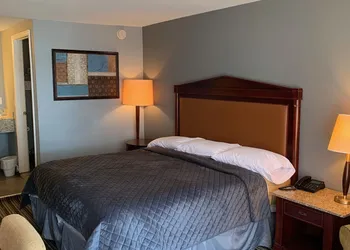 Safari Inn hotel thumbnail 4