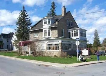 The Colonel's Inn hotel thumbnail 3