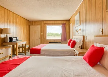 OYO Hotel Breckenridge TX Hubbard Creek Lake hotel thumbnail 6
