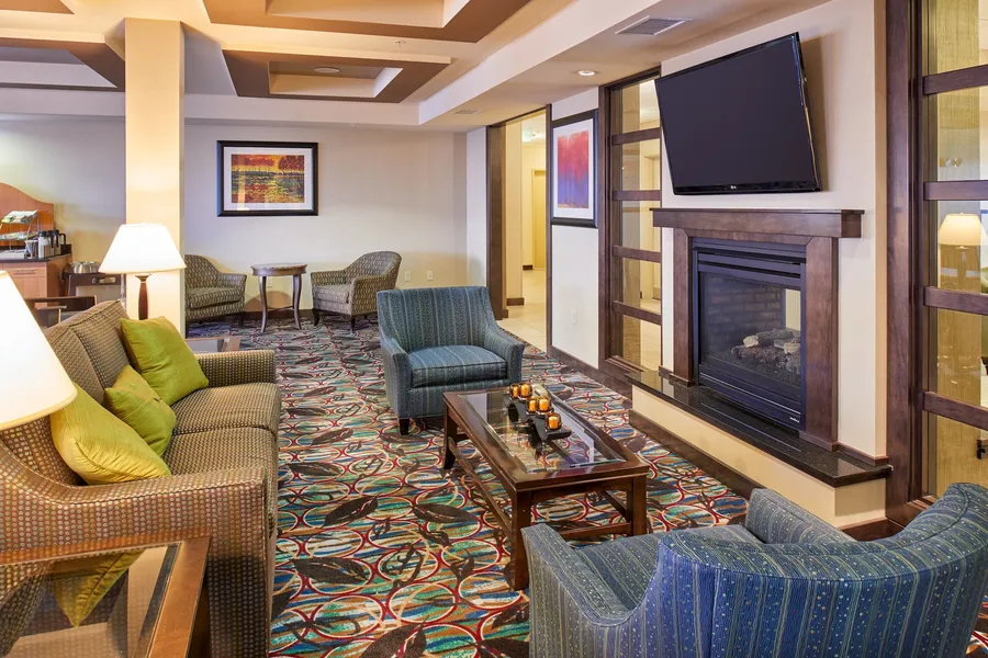 Holiday Inn Express & Suites El Paso Airport Area by IHG hotel detail image 6