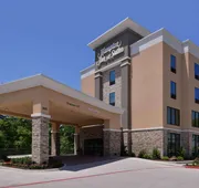 Hampton Inn & Suites Dallas Market Center hotel detail image 4