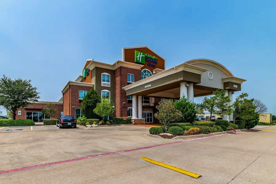 Holiday Inn Express & Suites Fort Worth - Fossil Creek by IHG hotel detail image 2