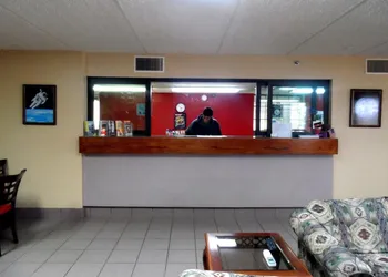Budgetel Inn NASA hotel thumbnail 2