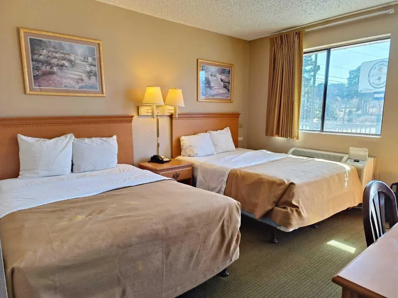 Executive Inn hotel detail image 6