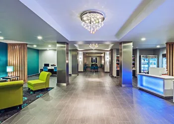 Holiday Inn Express & Suites Killeen - Fort Hood Area by IHG hotel thumbnail 2