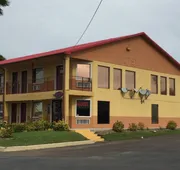 Deluxe Inn Airport hotel detail image 3