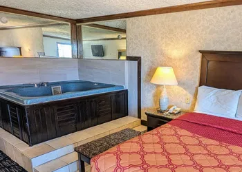 Edelweiss Inn And Suites hotel thumbnail 3