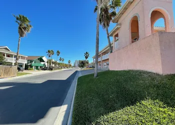 Flamingo Inn hotel thumbnail 4
