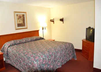 Crown Inn Motel hotel thumbnail 6