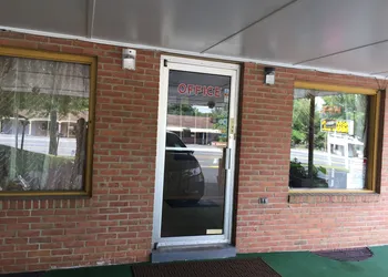 Royal Inn Motel hotel thumbnail 4