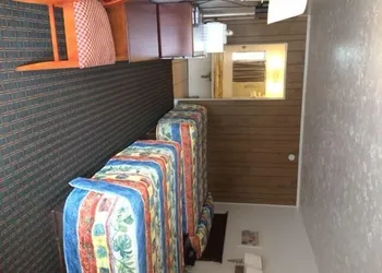 Royal Inn Motel hotel thumbnail 7