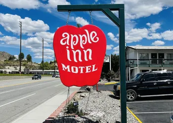Apple Inn Motel hotel thumbnail 7