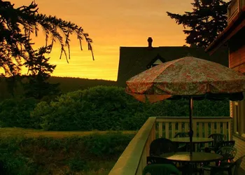 Tucker House Inn hotel thumbnail 3