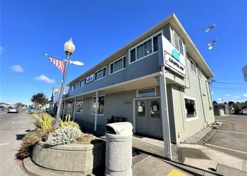 The Coastal Inn and Suites hotel thumbnail 4