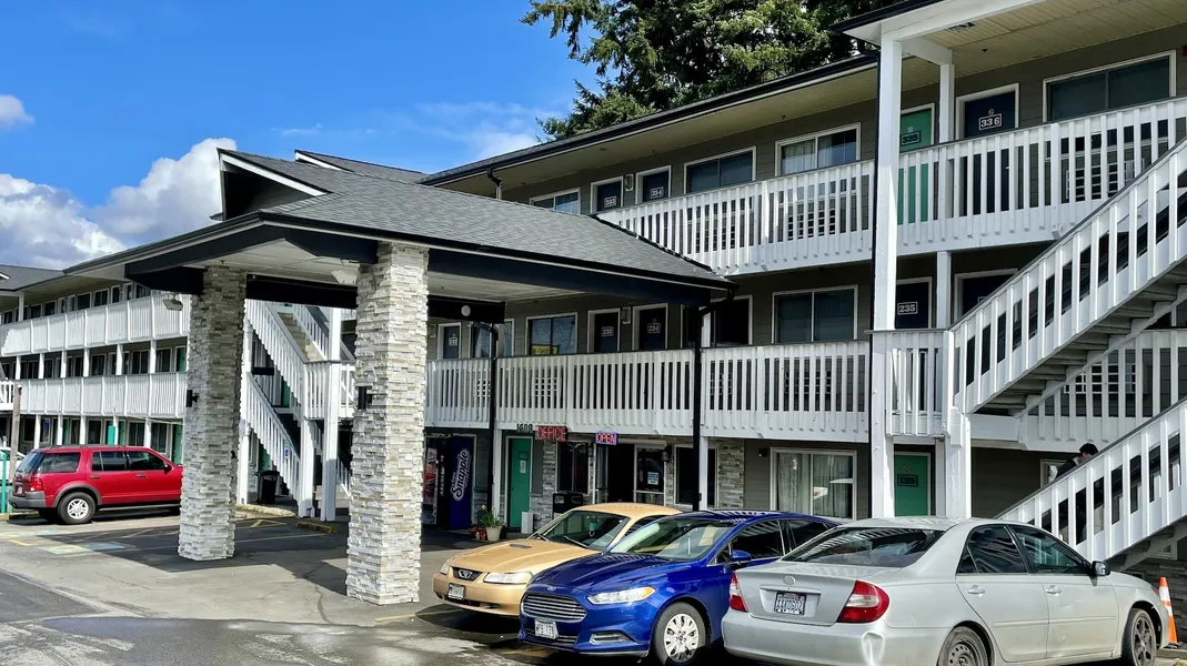Basecamp Puyallup a Travelodge by Wyndham hotel detail image 2