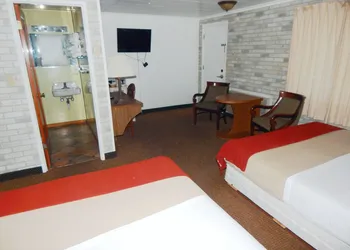 Motel Nicholas hotel thumbnail 2