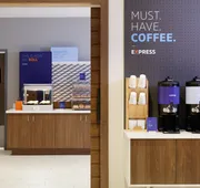Holiday Inn Express & Suites Port Washington by IHG hotel detail image 4