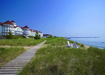 Blue Harbor Resort and Conference Center hotel thumbnail 5