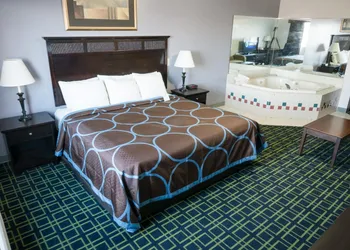 Cobblestone Inn & Suites - Platteville hotel thumbnail 5