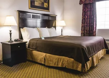 Cobblestone Inn & Suites - Platteville hotel thumbnail 8