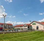 Wingate by Wyndham Wisconsin Dells Waterpark hotel detail image 7
