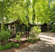 Huff House Inn and Cabins hotel detail image 3