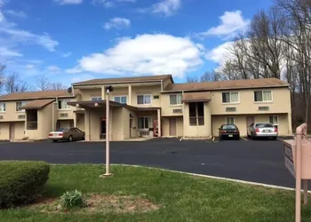 Colonade Motel hotel thumbnail 2