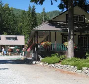 Whittaker's Motel & Historic Bunkhouse hotel detail image 4