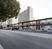 Hollywood Palms Inn and Suites hotel detail image 4