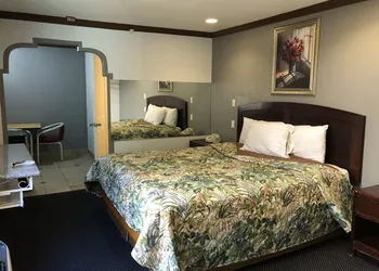 Starlight Inn Valley Boulevard hotel thumbnail 8
