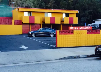 Relax Inn Motel hotel thumbnail 2