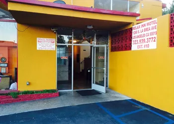 Relax Inn Motel hotel thumbnail 8