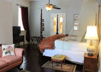 The Grand Magnolia Ballroom & Suites hotel thumbnail 7