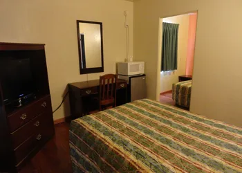 Sunset Motel hotel thumbnail 7