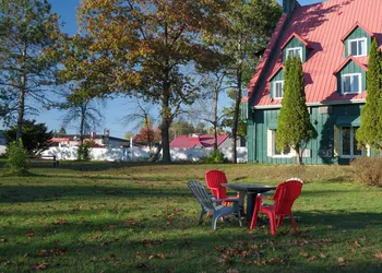 Hotel Cowansville hotel thumbnail 5