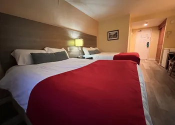 Hotel Cowansville hotel thumbnail 7