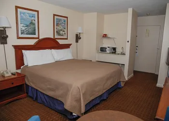 Atlantic Coast Inn hotel thumbnail 8