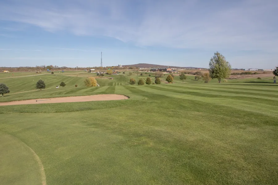 Deer Valley Lodge & Golf hotel detail image 2
