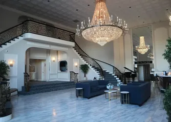 The Shore Club hotel thumbnail 3