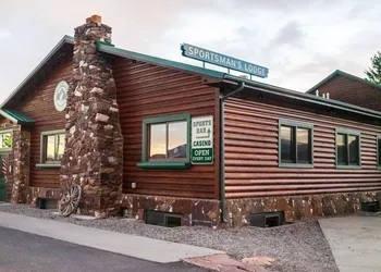 Sportsmans Lodge hotel thumbnail 3