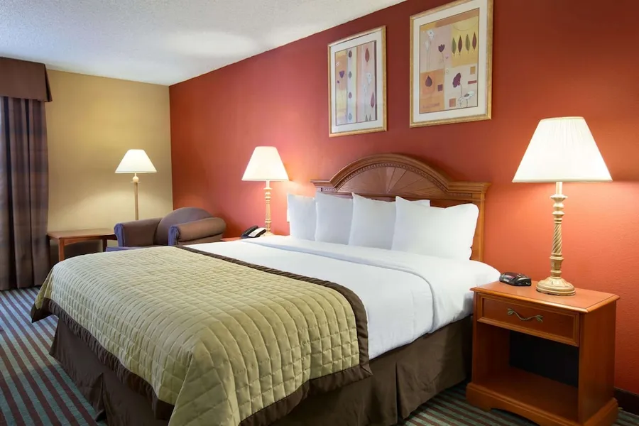 Baymont by Wyndham Oklahoma City Airport hotel detail image 2
