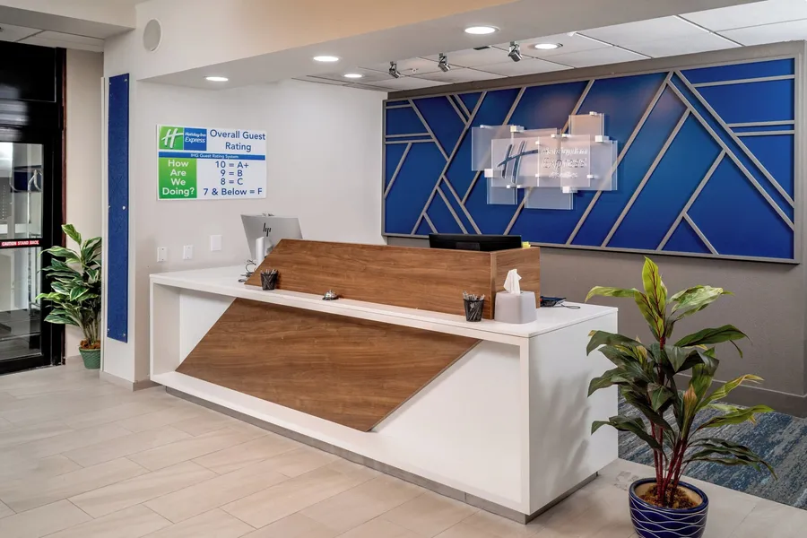 Holiday Inn Express Hotel & Suites Cross Lanes by IHG hotel detail image 6